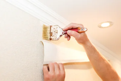 Pose de papier peint à Ernes — revêtements muraux et toiles de verre